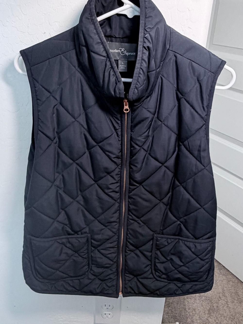 Market & Spruce Black Quilted Stand-Collar Vest